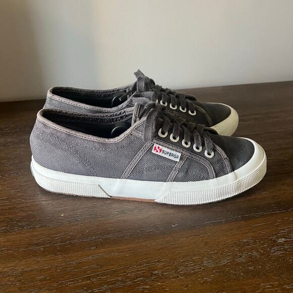 Superga Woman’s Faded Gray Classic Canvas Sneakers- Size 9 - Picture 3 of 10